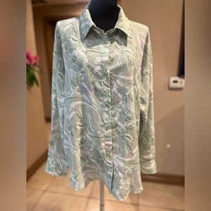 Blush Women's Top in Green and White Swirl